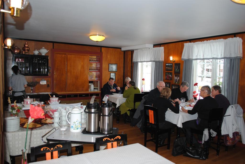 Grong Gard Guesthouse Esterno foto