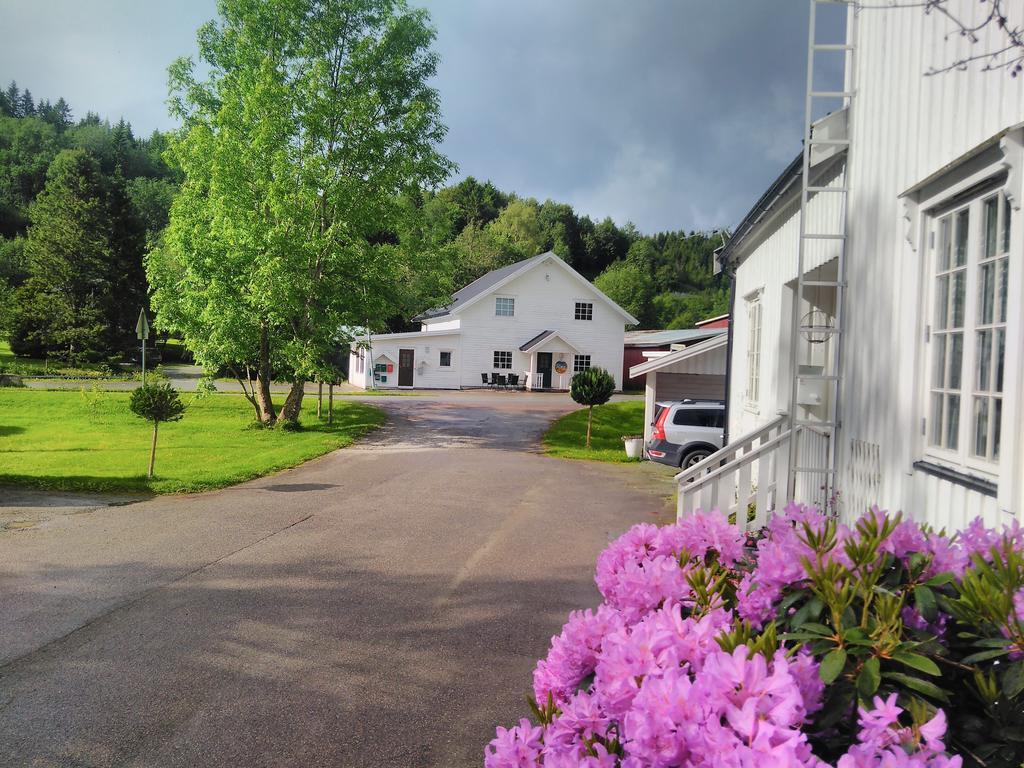 Grong Gard Guesthouse Esterno foto